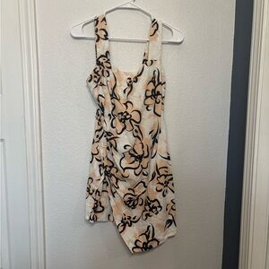 Chic Floral Midi Dress in Cream and Black